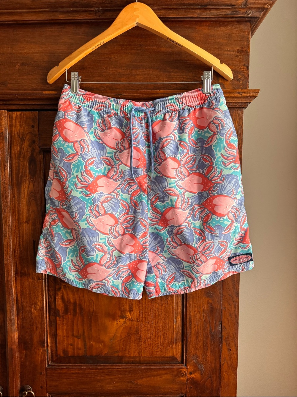 Vineyard Vines Men's Crab Shell Chappy Swim Trunks XL